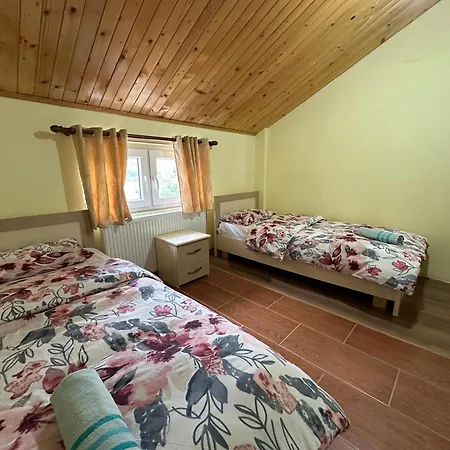 בית הארחה Artjoni Fierze